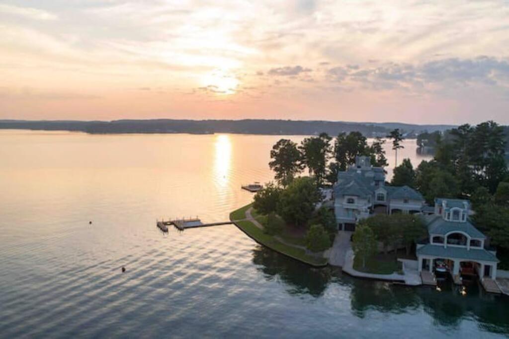 Lakeside Grande Villa Alexander City Eksteriør bilde